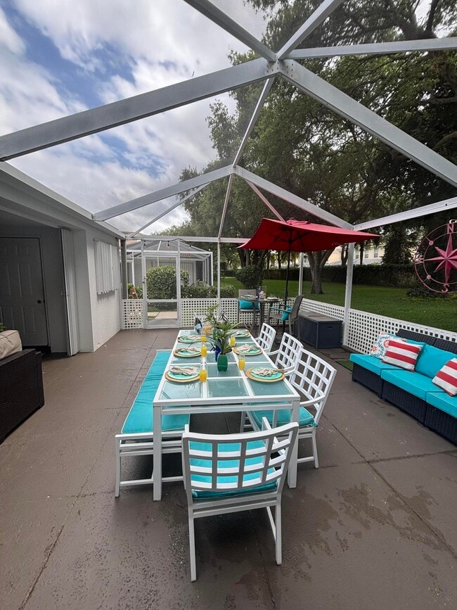 Photo - 7104 Geminata Oak Ct