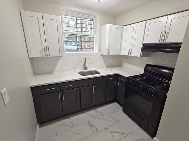 Photo - 48 Carteret St Unit 5