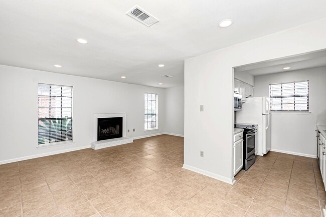 Photo - 3 Bedroom in the Hospital District