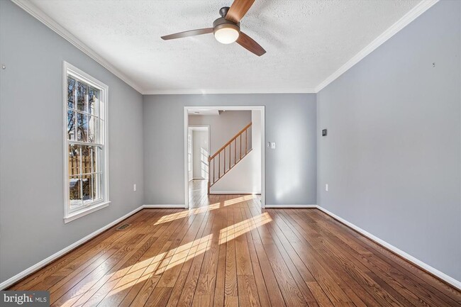 Photo - 4623 University Dr