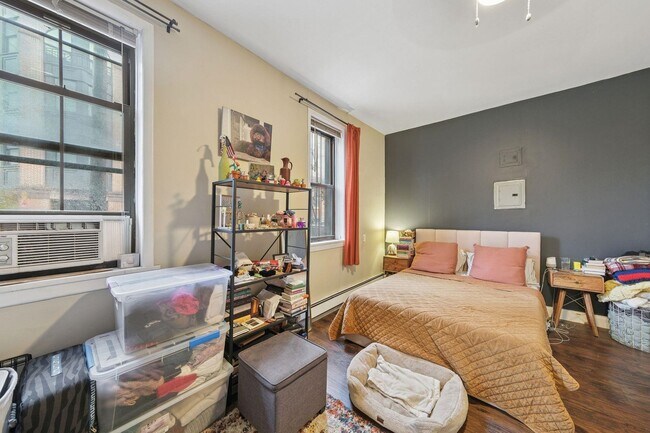 Photo - 69 Erie St Unit 1