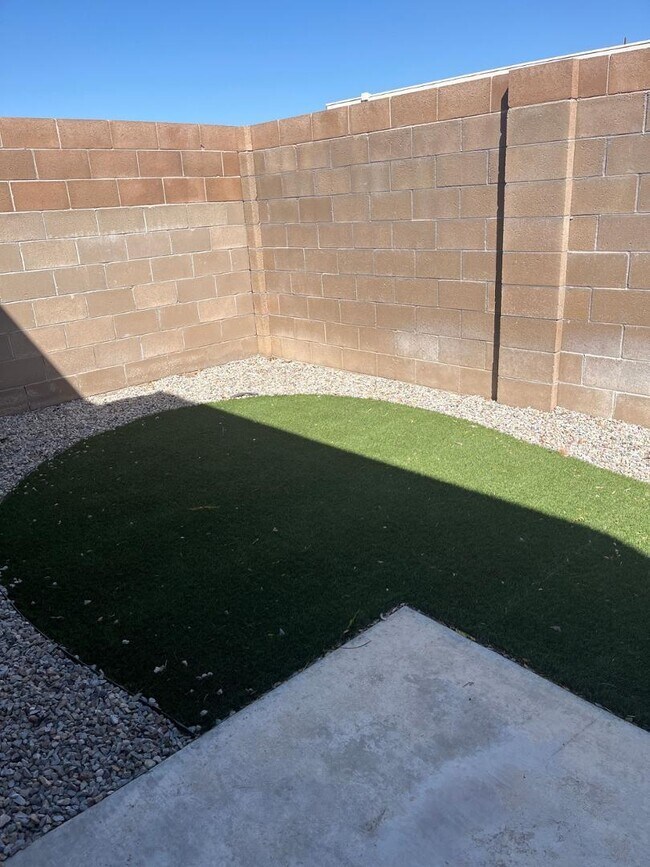 4723 Spanish Sun Ave NE Townhome Townhome Rental in Albuquerque NM