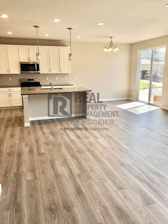 Photo - 501 Ranchhand Dr