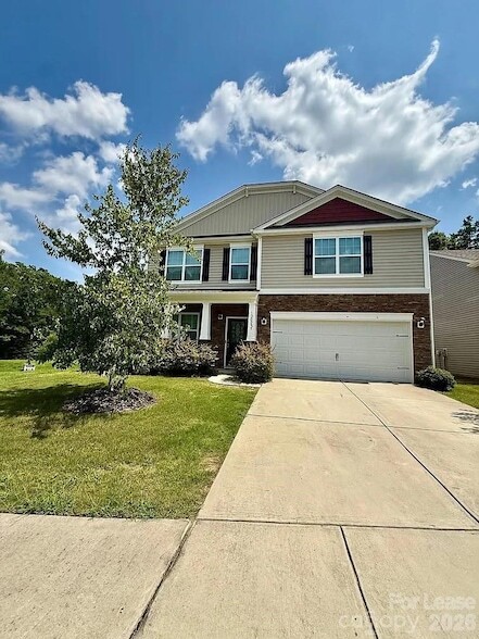 Building Photo - 13023 Newburgh Green Dr