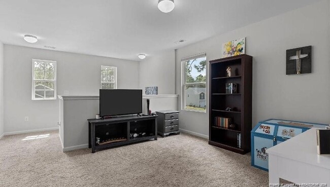 Photo - 172 Mildred Wy