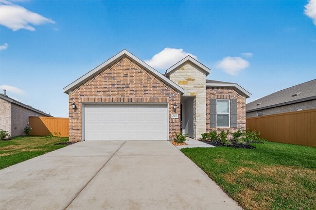 Photo - 2511 American Ruby Dr