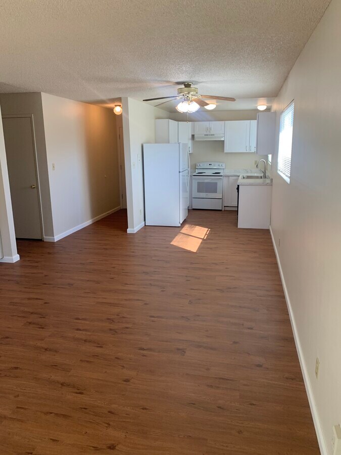 Photo - 1180 Trower Ave