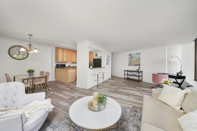 Photo - 505 N Lake Shore Dr Unit 518