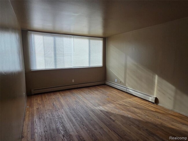 Photo - 15080 Greenfield Rd