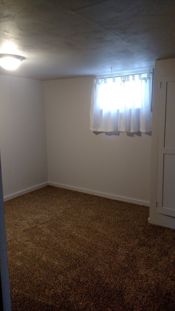 Photo - 4 Bedroom close to downtown, bike and walk...