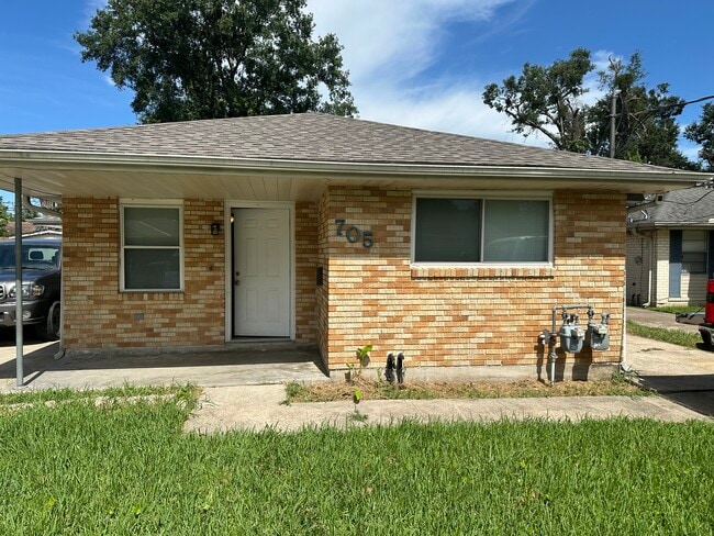 Photo - 705 Bell St Townhome
