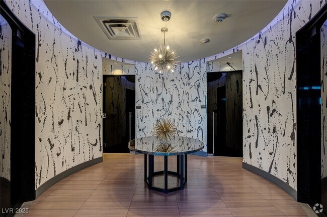 Building Photo - 4471 Dean Martin Dr Unit 4209 Rental