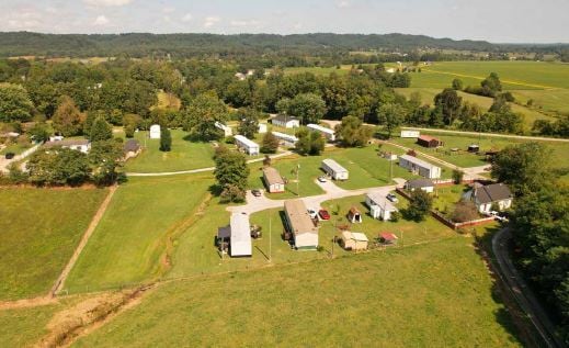 Photo - 117 Harris Creek Spur