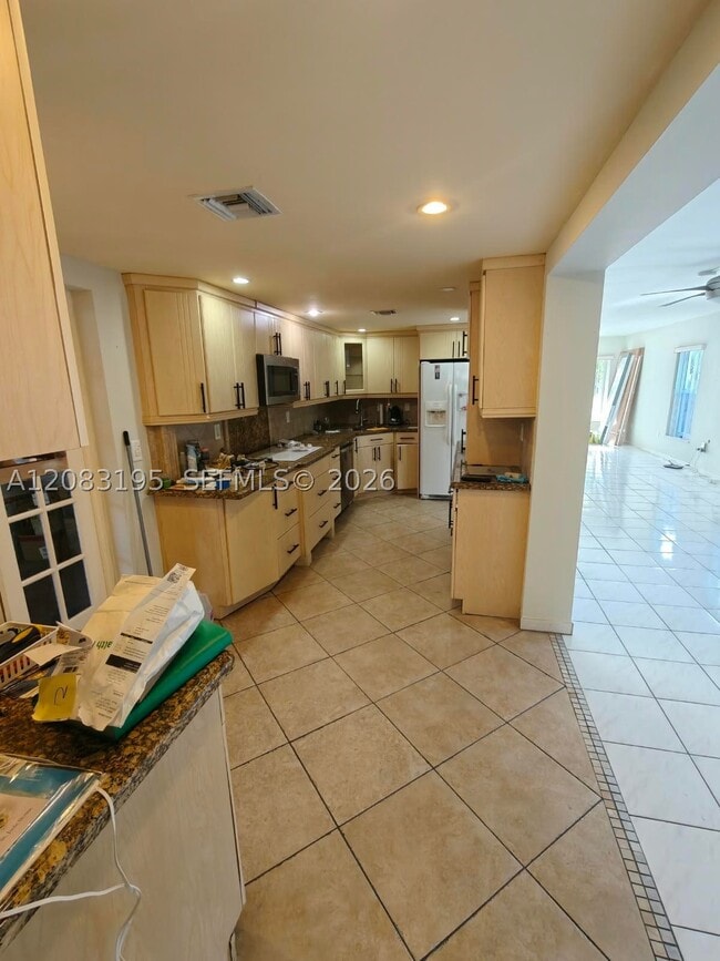 617 NW 58th Ave