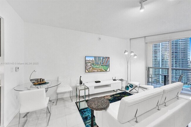 Photo - 475 Brickell Ave Unit 2708