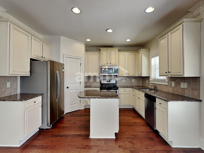 Photo - 4196 Groveland Park Dr