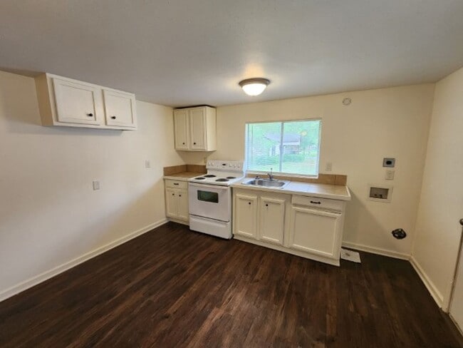 Photo - 4513 Atkins St