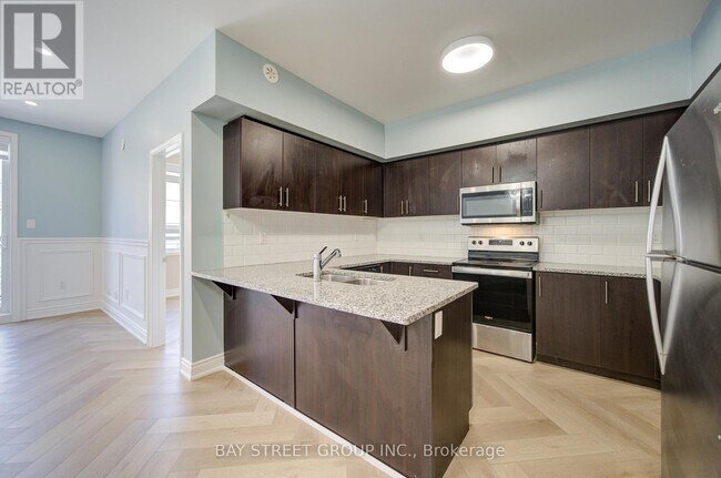 Photo - 626 Rexdale Blvd