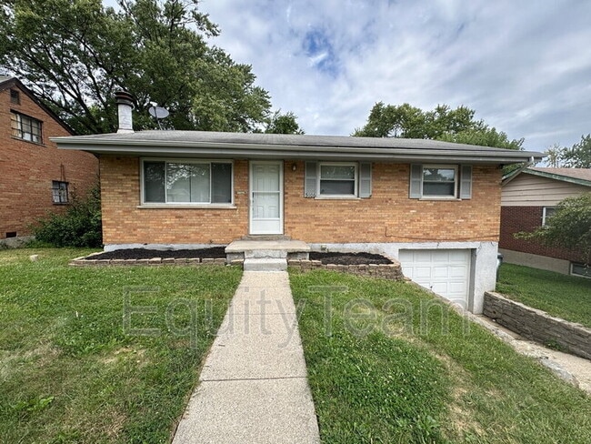 Building Photo - 5106 Chantilly Dr Rental