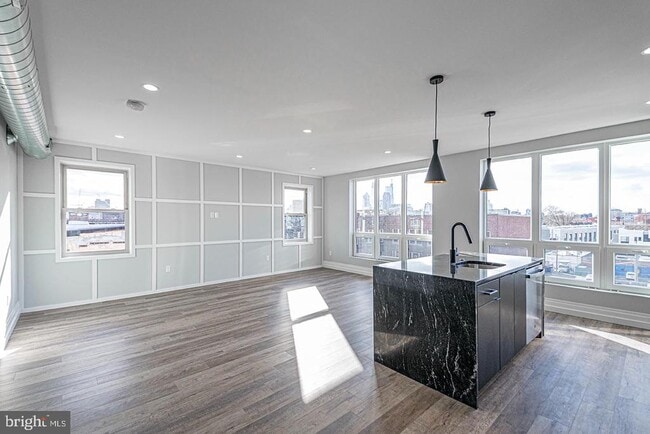 Photo - 526 Brown St Unit 206