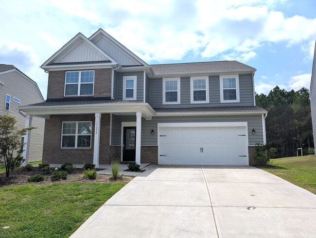 Move-in ready Ranch Style Home Located in ... - Move-in ready Ranch Style Home Located in ...