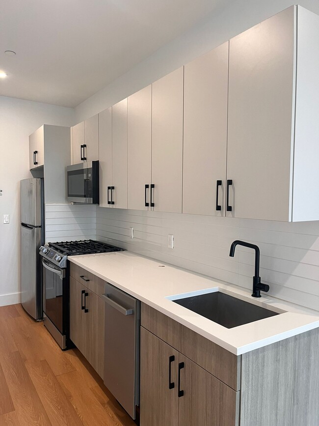 Photo - 543 Martin Luther King Jr Dr