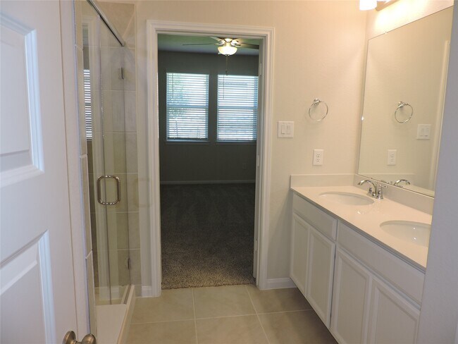 Photo - 7219 Cherrybark Oak Dr