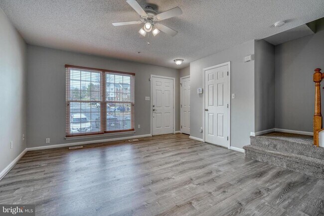 Photo - 1453 Golden Rod Ct