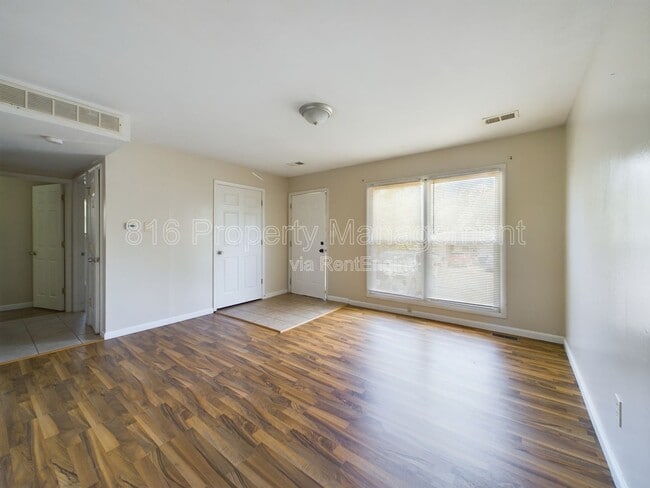 Photo - 19032 E Swope Trail