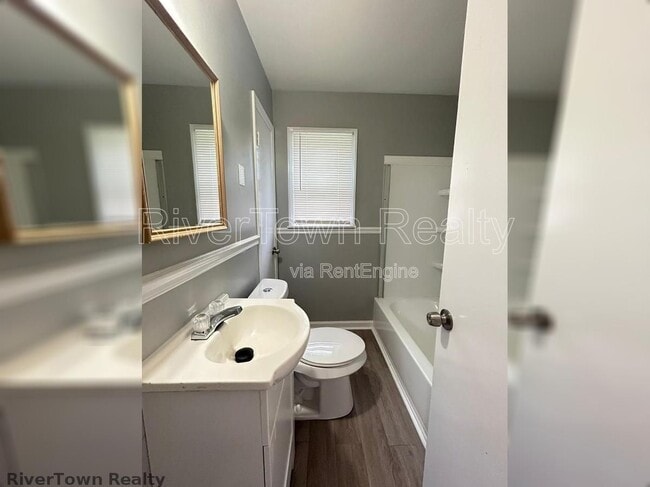 Photo - 1048 Maria St