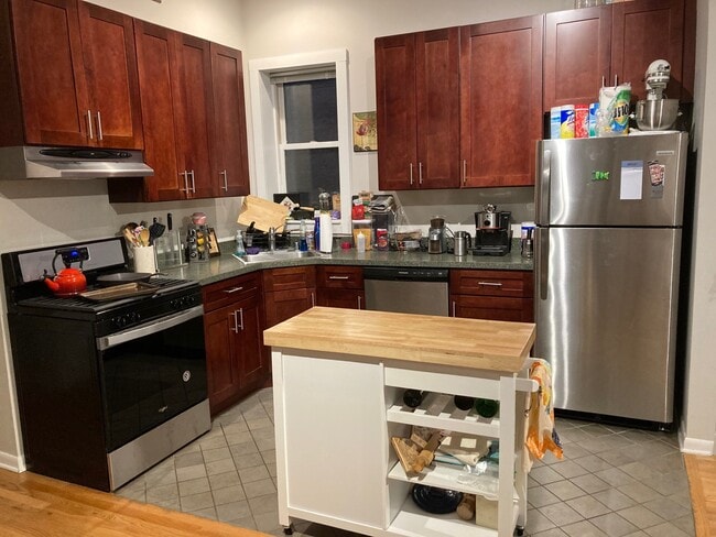 Photo - 1735 W Crystal St Unit 2F