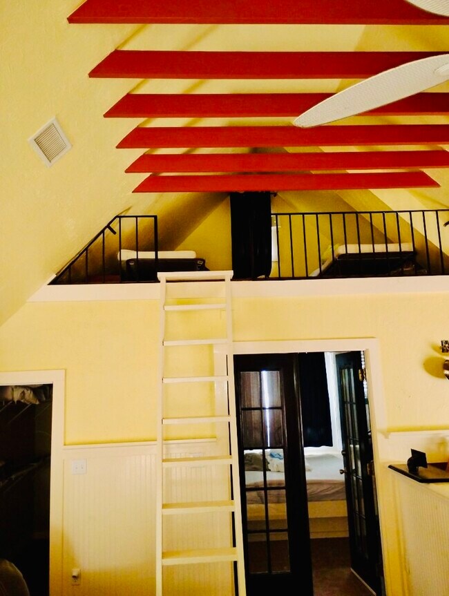 Photo - 936 Riverside Dr