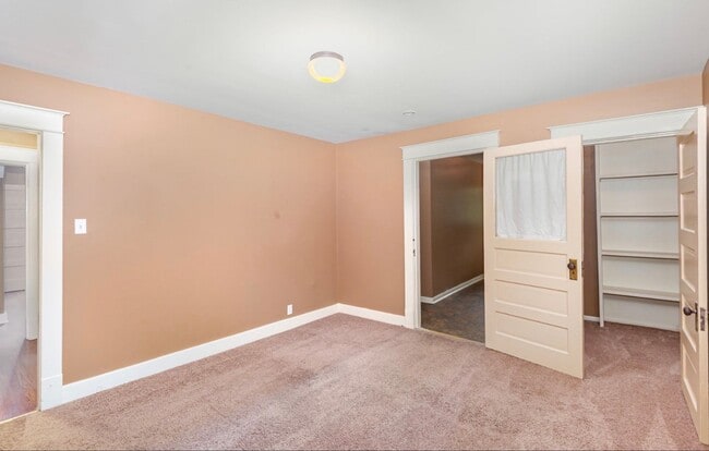 Photo - Sylvan Park Craftsman!!