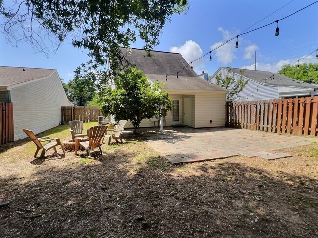 Photo - 390 Bertucci Blvd