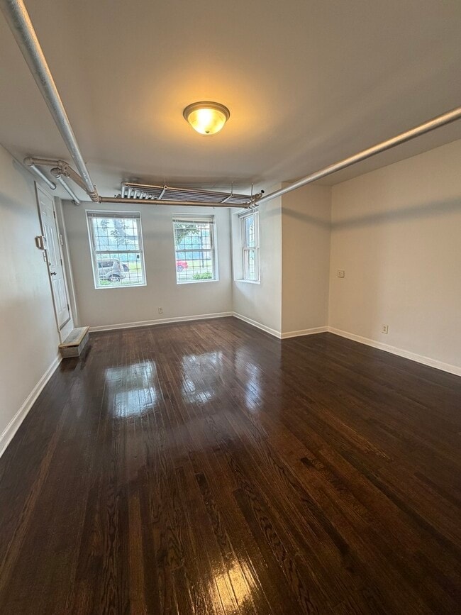Photo - 5148 S Indiana Ave Unit G