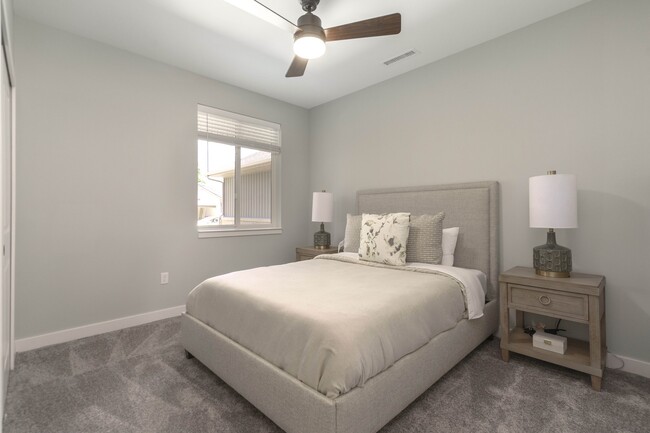 Photo - Woodview Commons Apartments