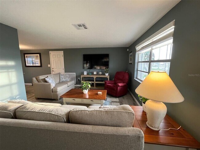 Photo - 13604 Evelane Dr