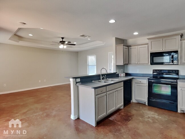 Photo - 117 Jolin Ln