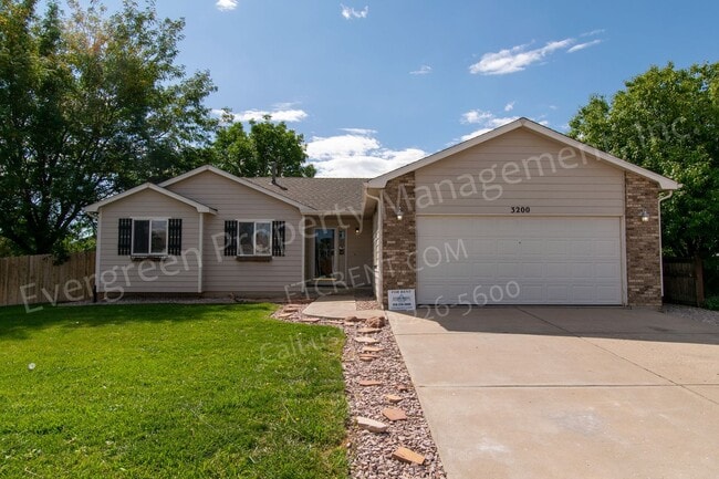 Building Photo - 3200 Mammoth Cir Rental