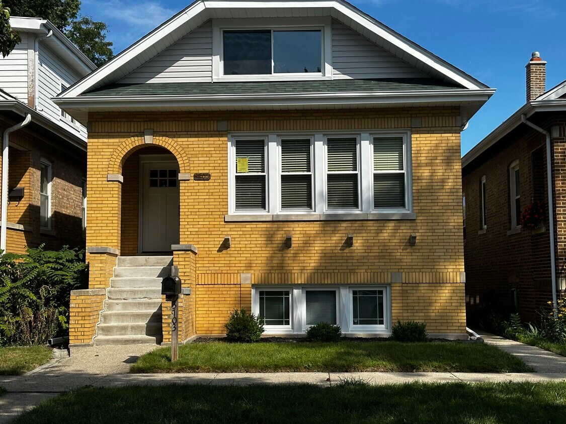 Photo - 3703 Blanchan Ave (Brookfield, IL)