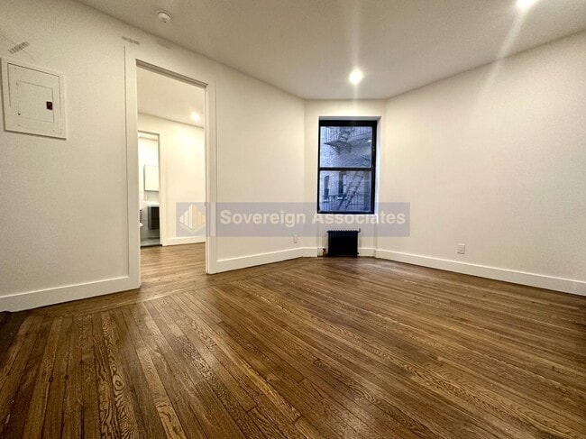 Building Photo - 45 Tiemann Pl Rental