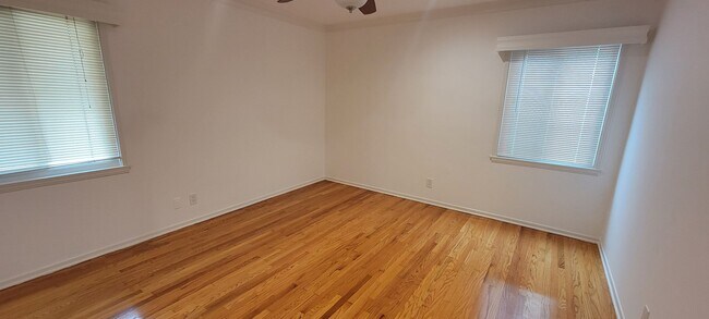 Photo - 3494 Rowena Ave Unit 2A