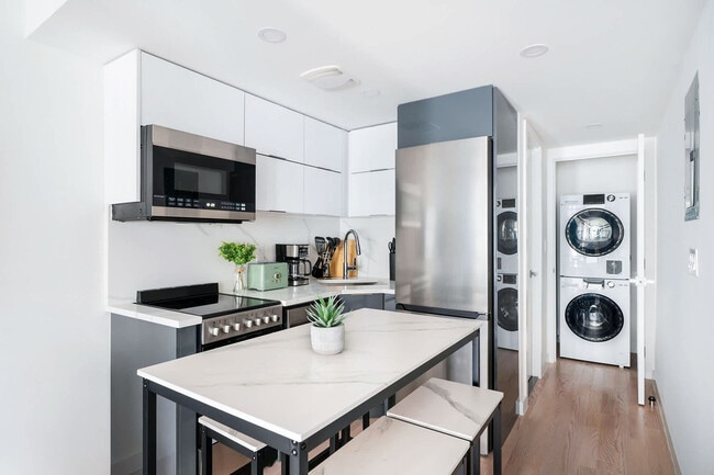 Photo - 335 E 22nd St Unidad SI ID1542991P