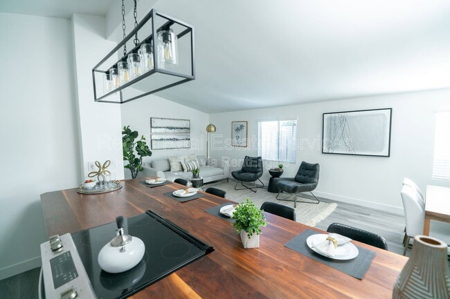 Building Photo - 3563 Angwin Dr Unit 3557
