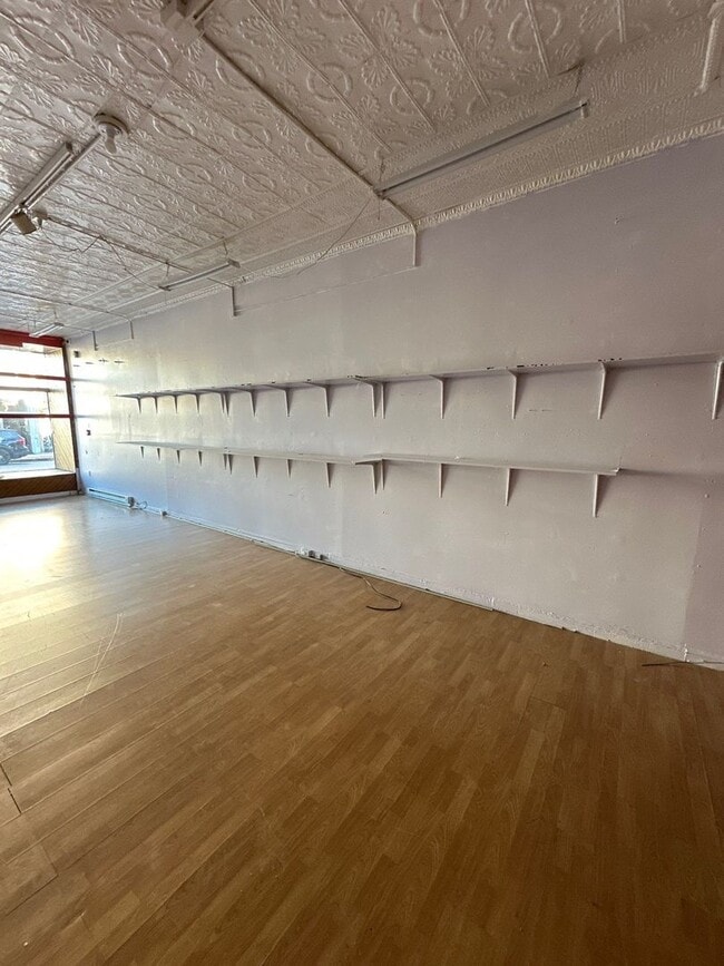 Photo - 1010 N 3rd St Apartamento Unidad Commercial