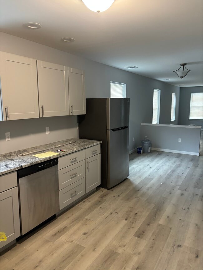 Kitchen Area - 140 Gum St Unit 140 B Upstairs
