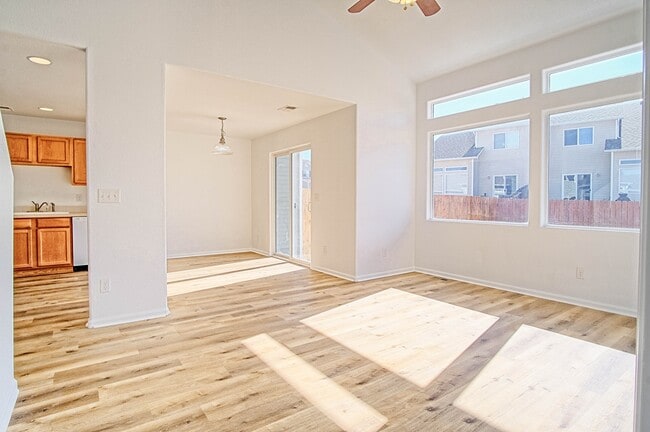 Photo - 1241 Saker Ct