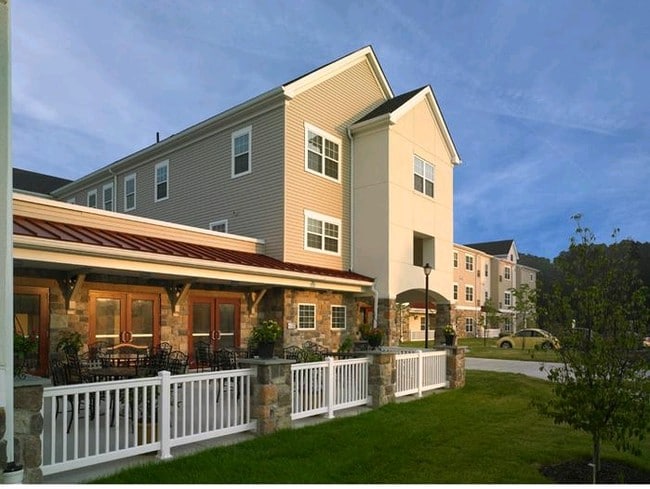 Hopewell Manor