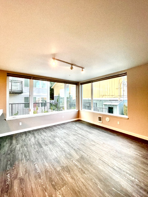 Photo - 1925 S I St Unit B203