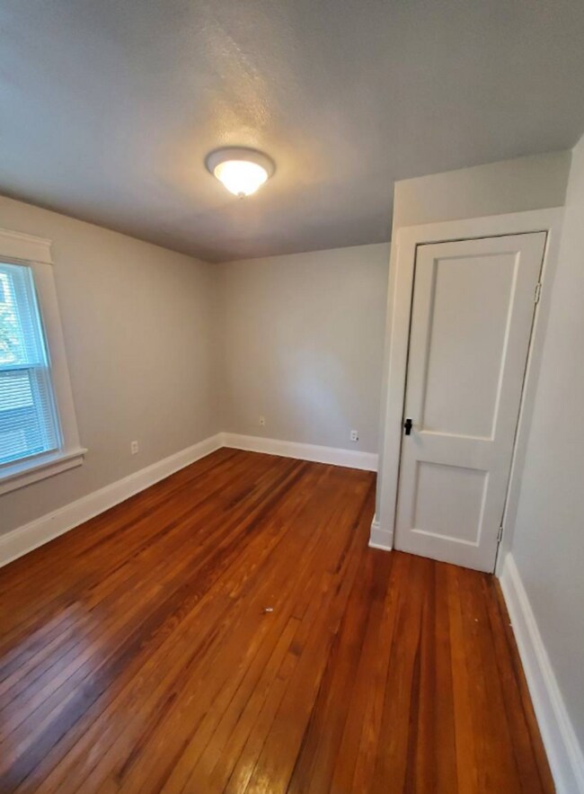 Photo - 15815 Parkgrove Ave Unidad UP - 15815 PARKGROVE AVE